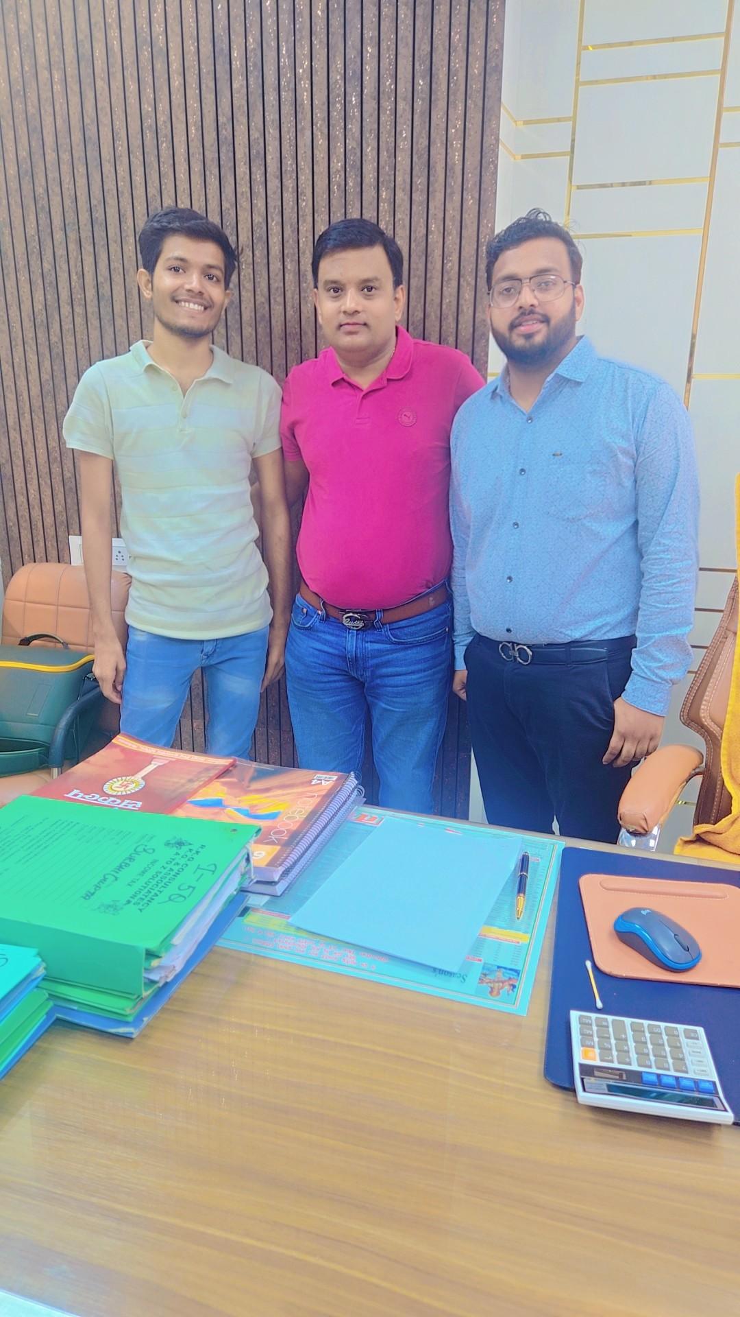 Learning and knowledge sharing moments